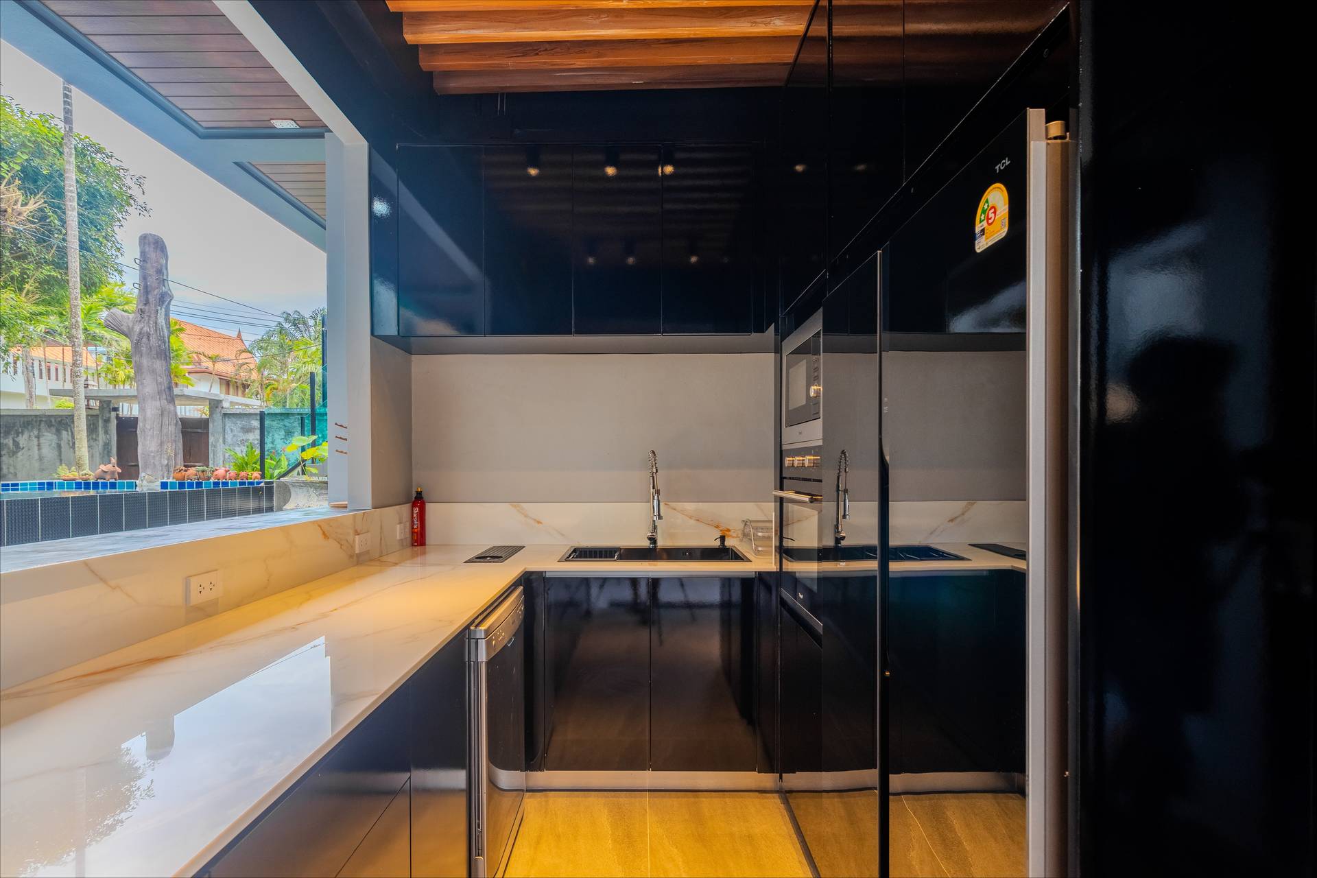 Kitchen island for casual group meals